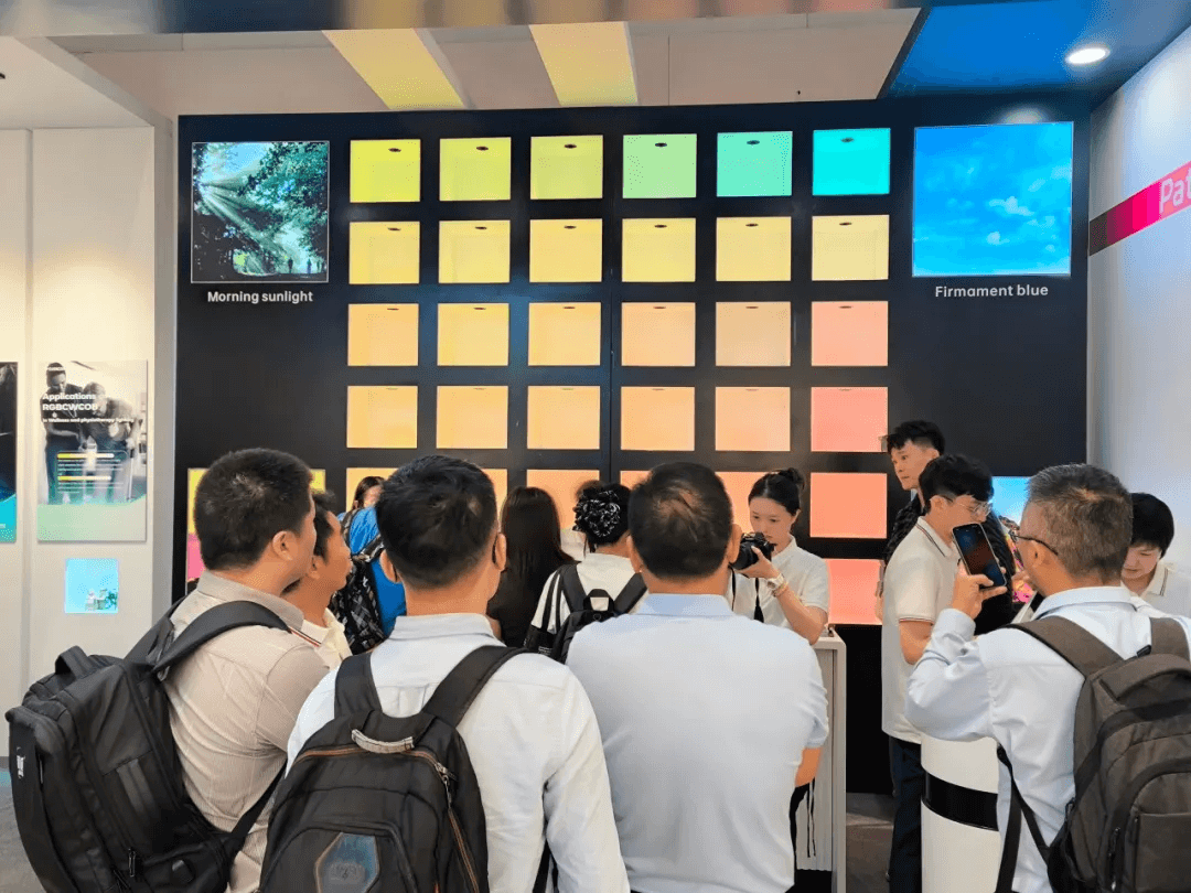 Gathering in Hong Kong·Excellent look back