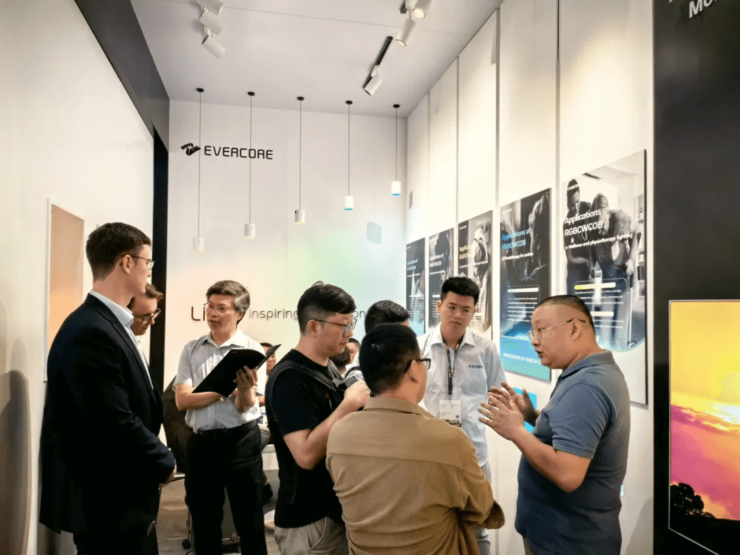 Gathering in Hong Kong·Excellent look back