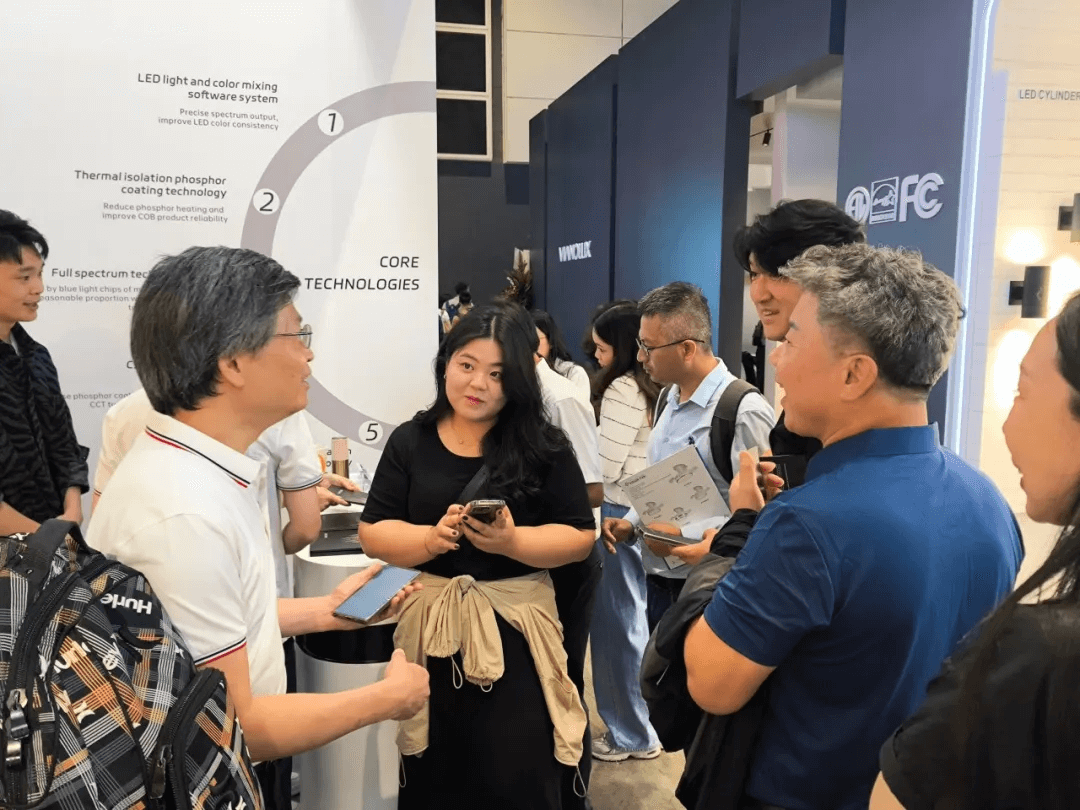 Gathering in Hong Kong·Excellent look back