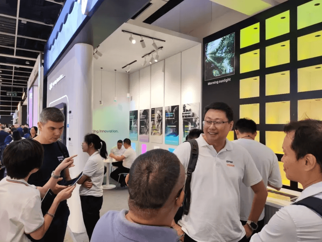 Gathering in Hong Kong·Excellent look back
