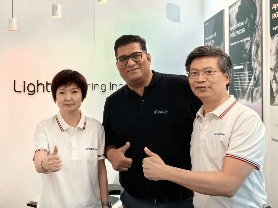 Gathering in Hong Kong·Excellent look back