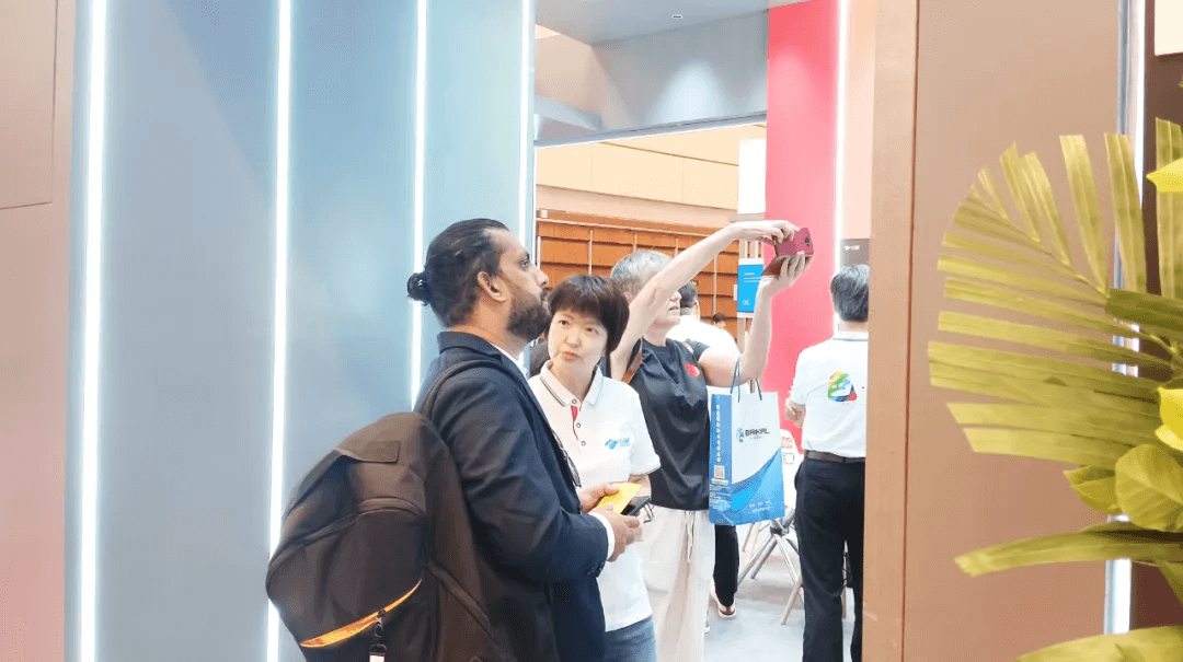 Zhonghao Optoelectronics | Review of Hong Kong Autumn Lantern Exhibition